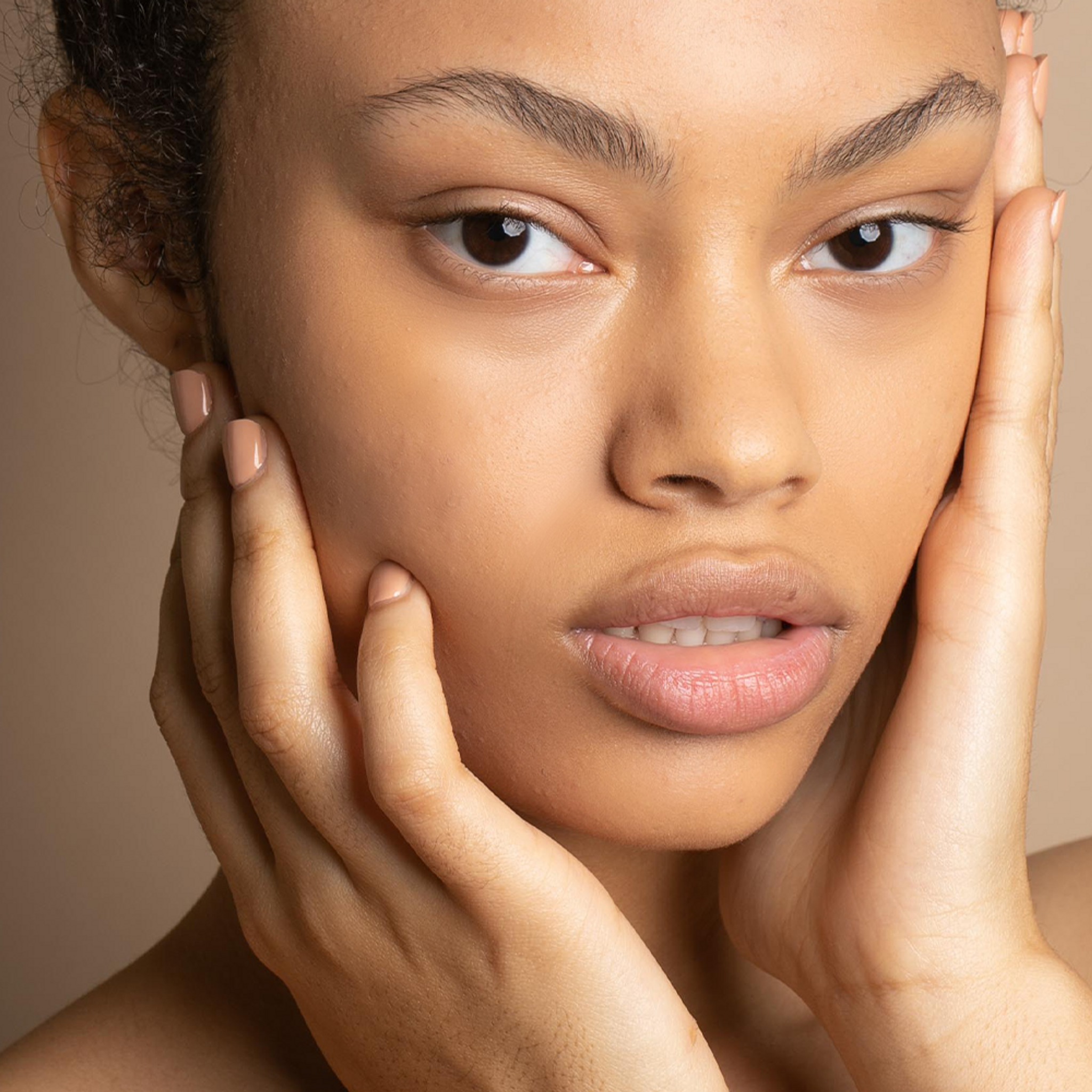 ASK THE DOC: HORMONES & YOUR SKIN